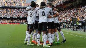 Valencia: Pasión por el Fútbol en el Corazón de la Ciudad
