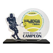 La Importancia de los Trofeos de Tenis en el Mundo Deportivo