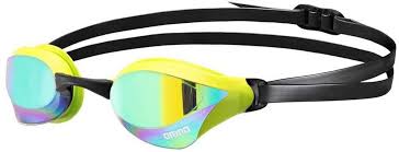 Explorando las Funciones Avanzadas de las Gafas Arena Cobra Core